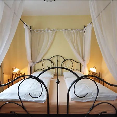 Cristal Otel 3*