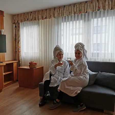 Szálloda Cristal 3*