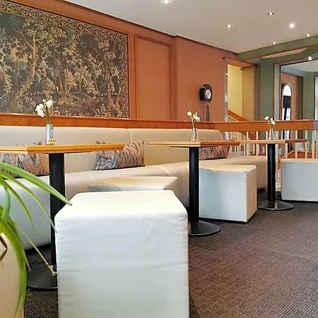科里斯特尔酒店 3*