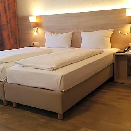 Cristal Szálloda 3*