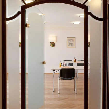 Szálloda Cristal 3*
