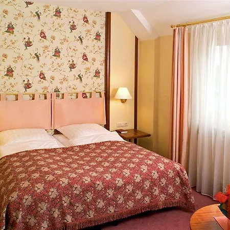 Cristal Hotel