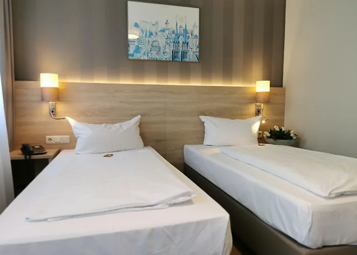 Cristal Hotel 3*